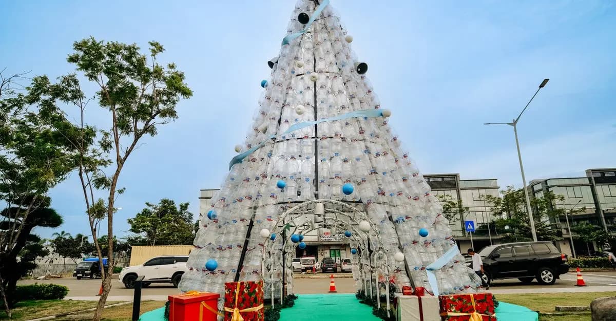 Comment créer un sapin de Noël lumineux avec des matériaux écoresponsables