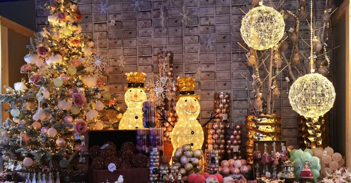Mini sapins : Décoration parfaite pour les petits espaces