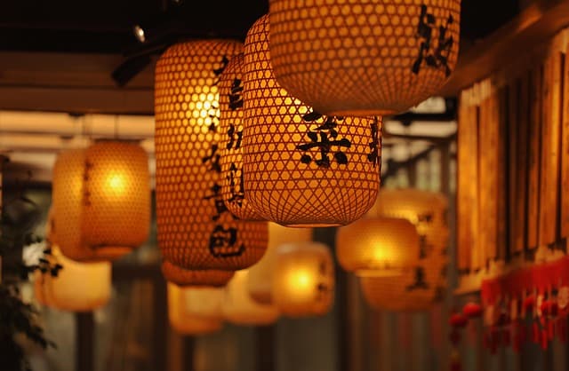 Choisir les lumières idéales pour un sapin éclatant