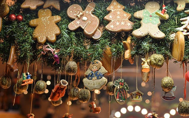 Choisir les bonnes lumières pour sublimer votre sapin